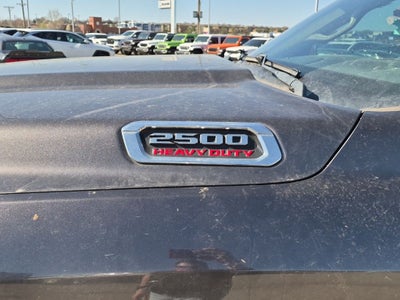 2019 RAM 2500 Tradesman Crew Cab 4x4 w/6.4L Hemi