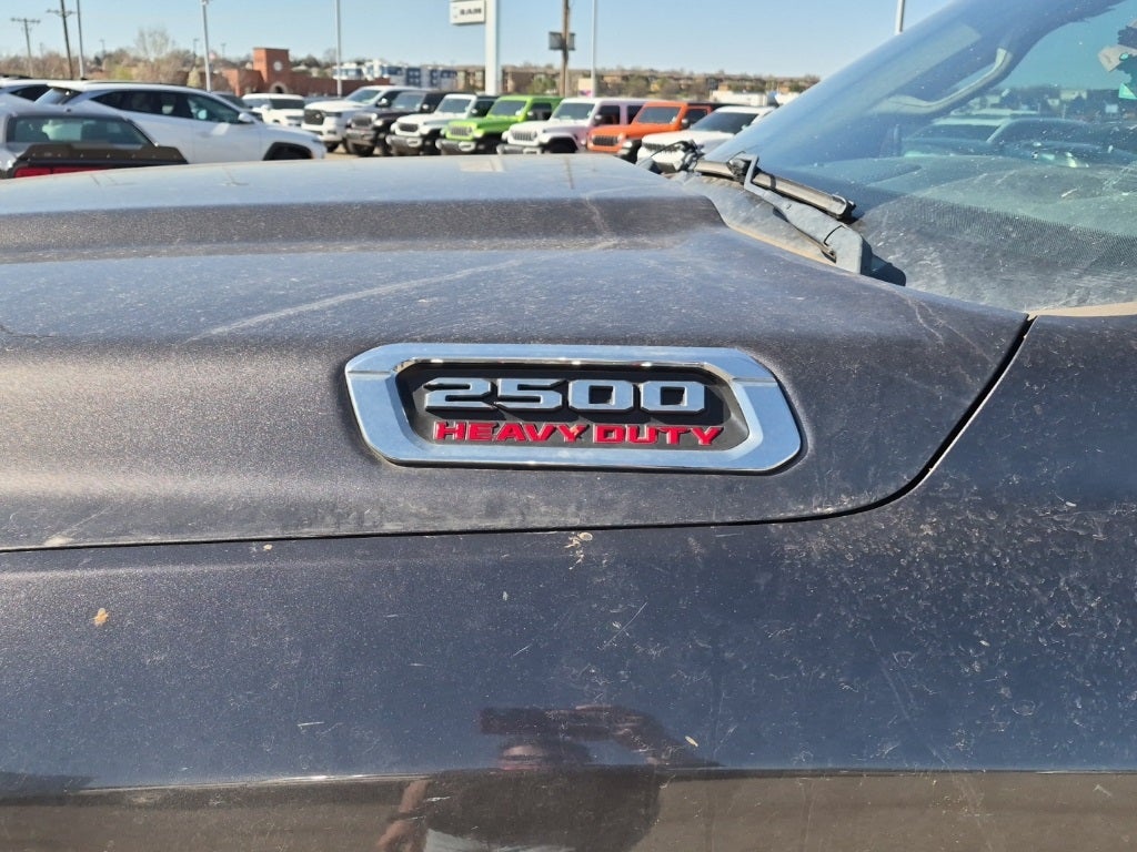 2019 RAM 2500 Tradesman Crew Cab 4x4 w/6.4L Hemi