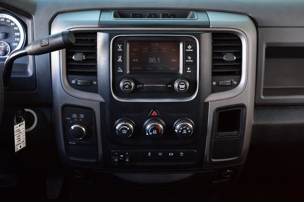 2015 RAM 2500 Tradesman Crew Cab 4x4