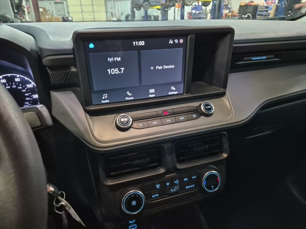 2022 Ford Maverick XL w/Utility Bed Cap