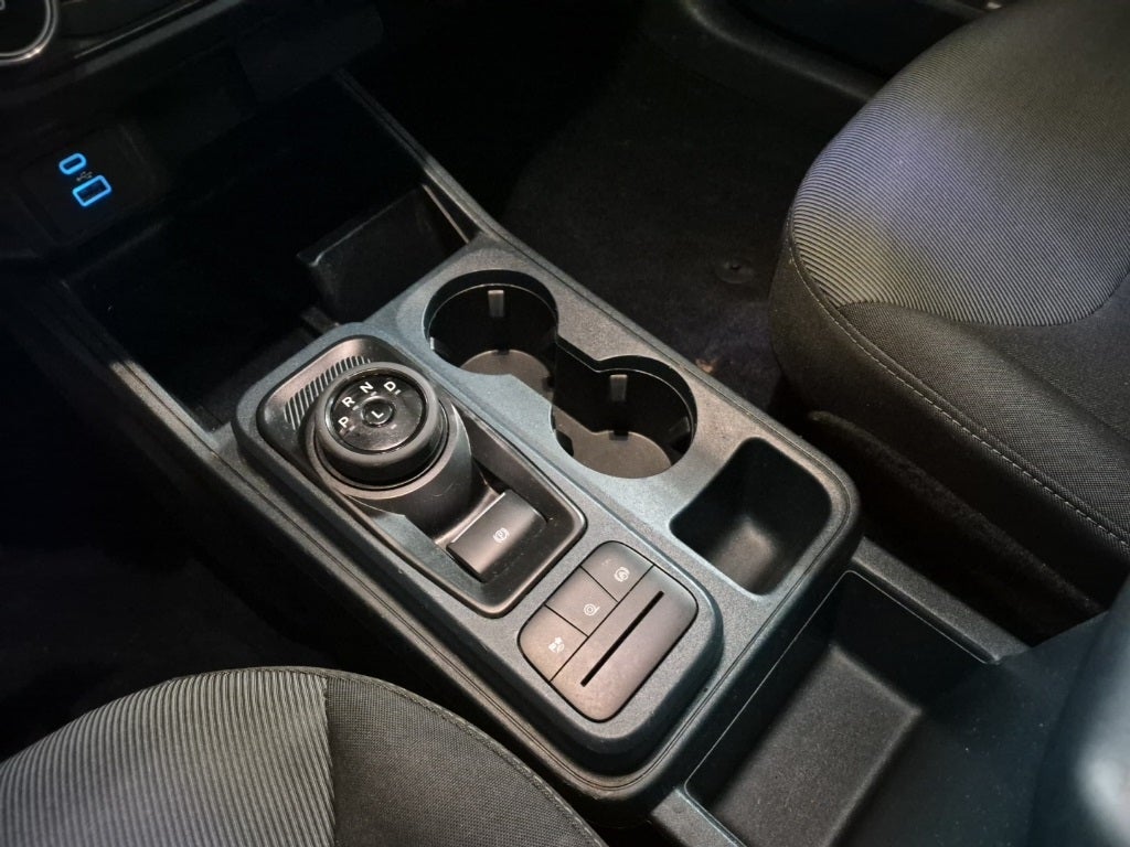 2022 Ford Maverick XL w/Utility Bed Cap