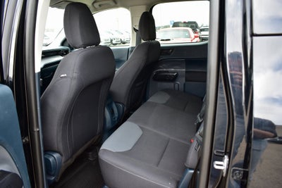 2022 Ford Maverick XL w/Utility Bed Cap