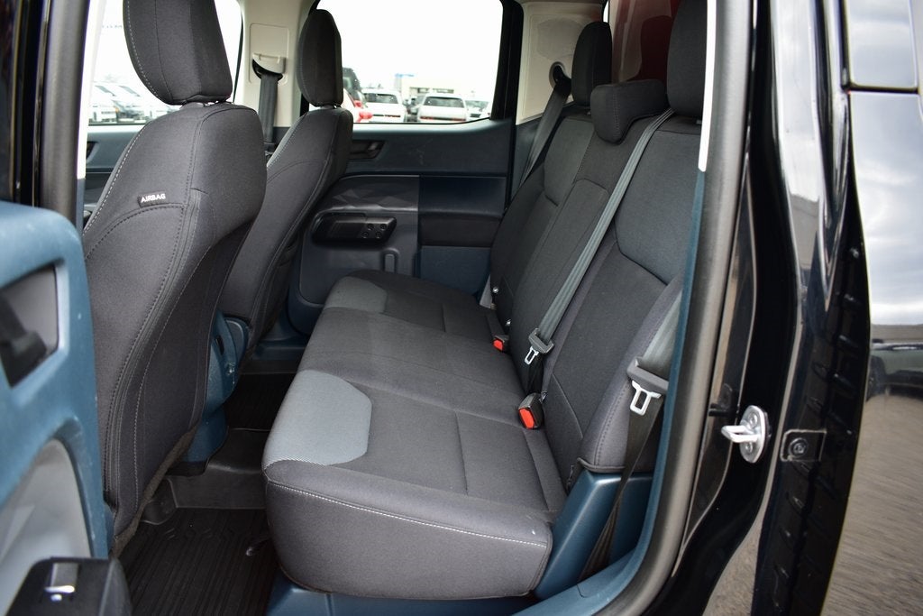 2022 Ford Maverick XL w/Utility Bed Cap