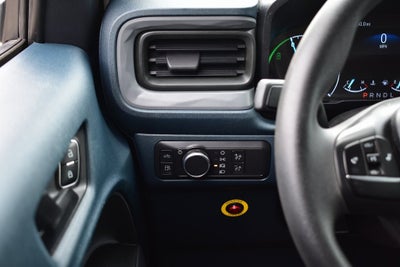 2022 Ford Maverick XL w/Utility Bed Cap