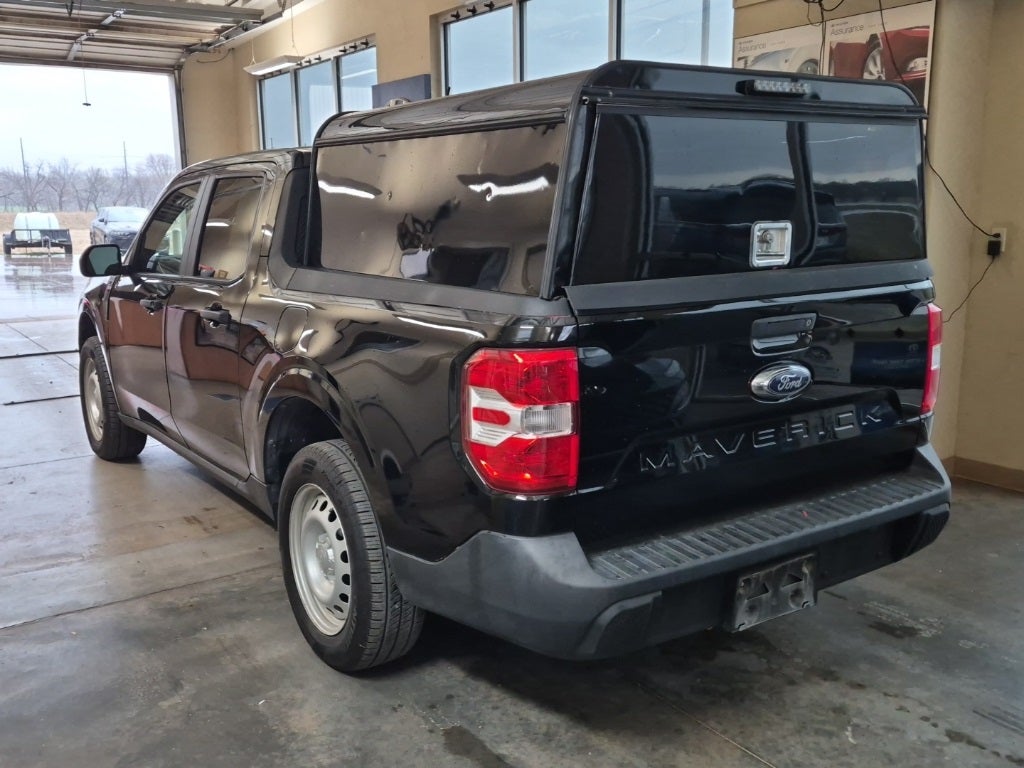 2022 Ford Maverick XL w/Utility Bed Cap