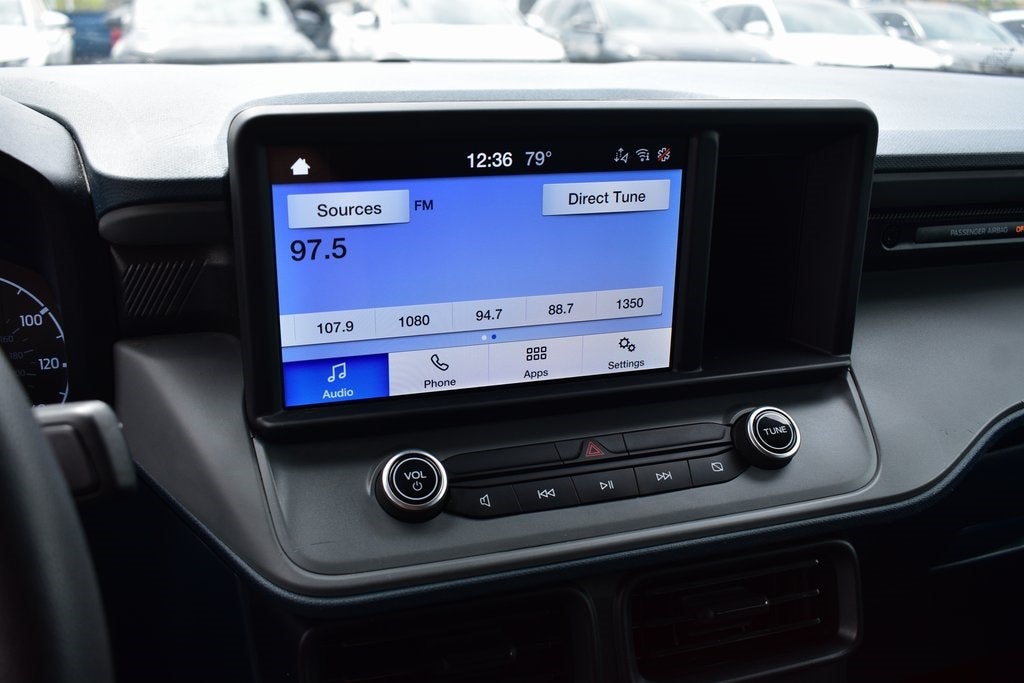 2022 Ford Maverick XL w/Utility Bed Cap