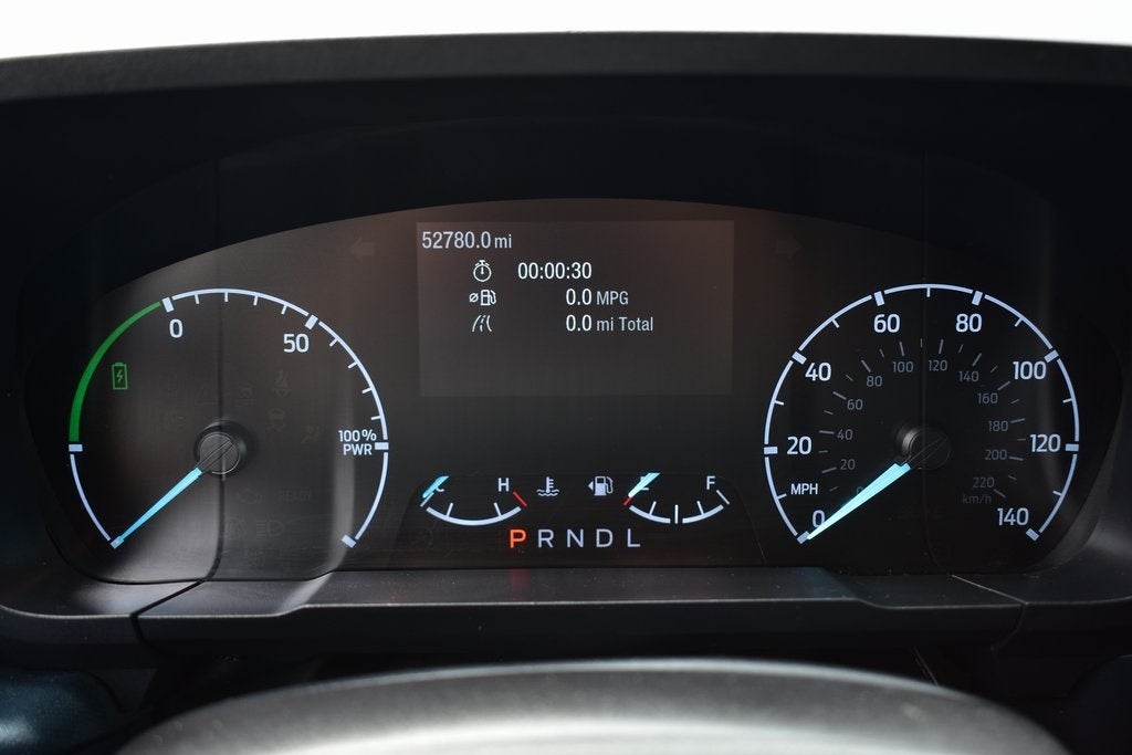 2022 Ford Maverick XL w/Utility Bed Cap