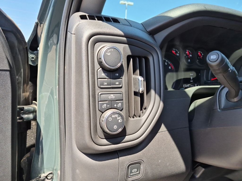 2025 Chevrolet Silverado 1500 Custom Trail Boss