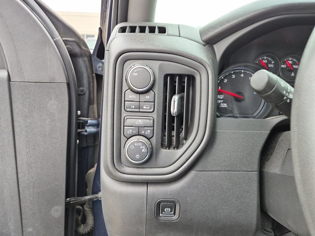 2020 Chevrolet Silverado 1500 Custom