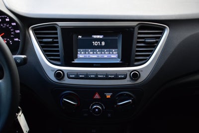 2020 Hyundai Accent SE