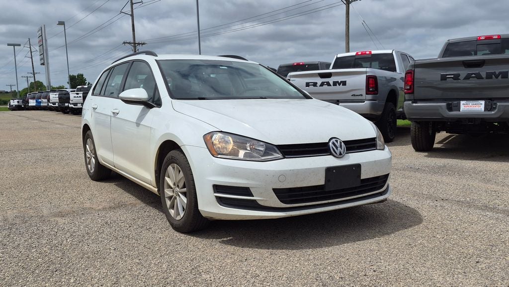 2016 Volkswagen Golf SportWagen S