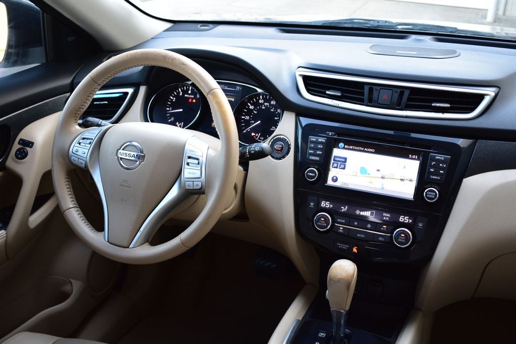 2015 Nissan Rogue SL AWD w/Premium Pkg