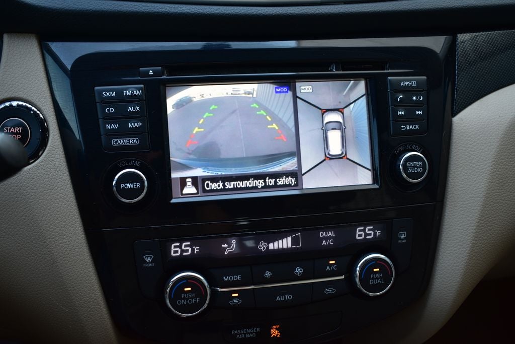 2015 Nissan Rogue SL AWD w/Premium Pkg