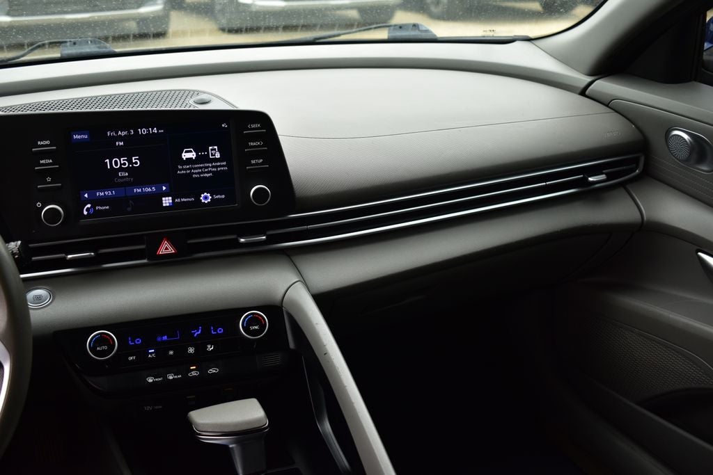 2022 Hyundai Elantra SEL