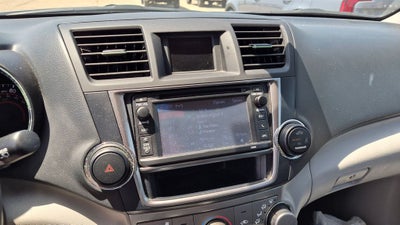 2013 Toyota Highlander SE