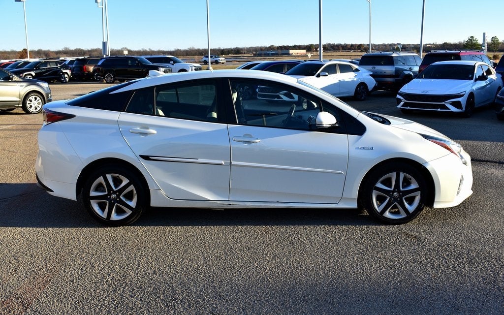 2017 Toyota Prius Four Touring