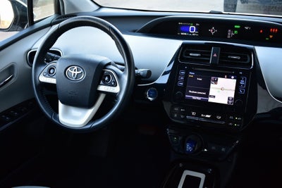 2017 Toyota Prius Four Touring