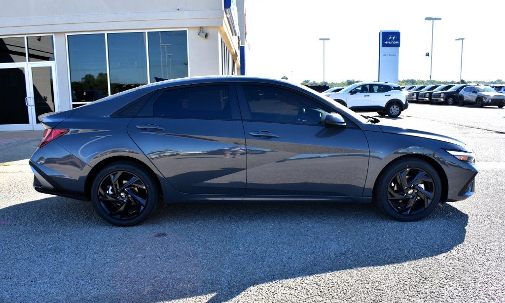 2026 Hyundai Elantra SEL Sport Plus