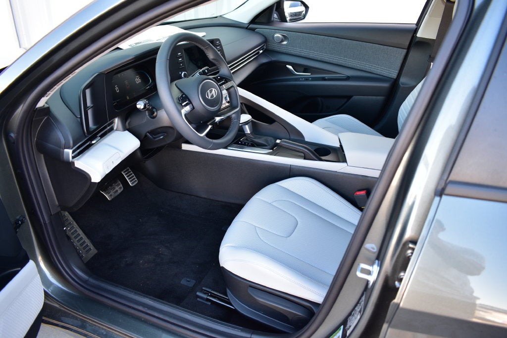 2026 Hyundai Elantra SEL Sport Plus