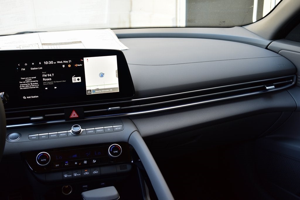 2025 Hyundai Elantra Hybrid SEL Sport