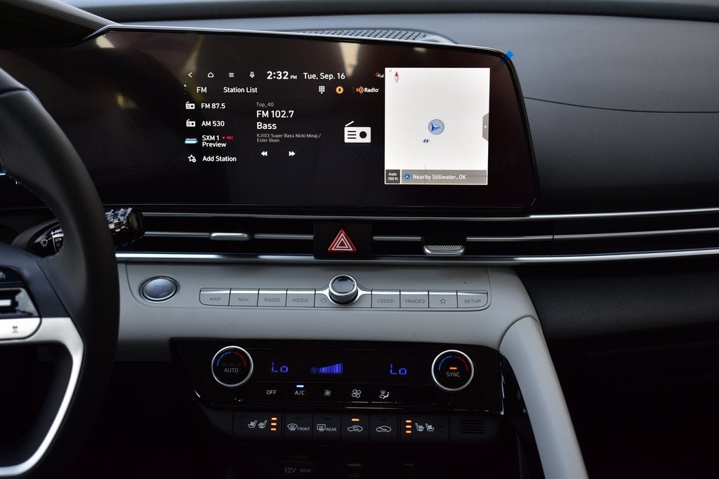 2025 Hyundai Elantra Hybrid Limited