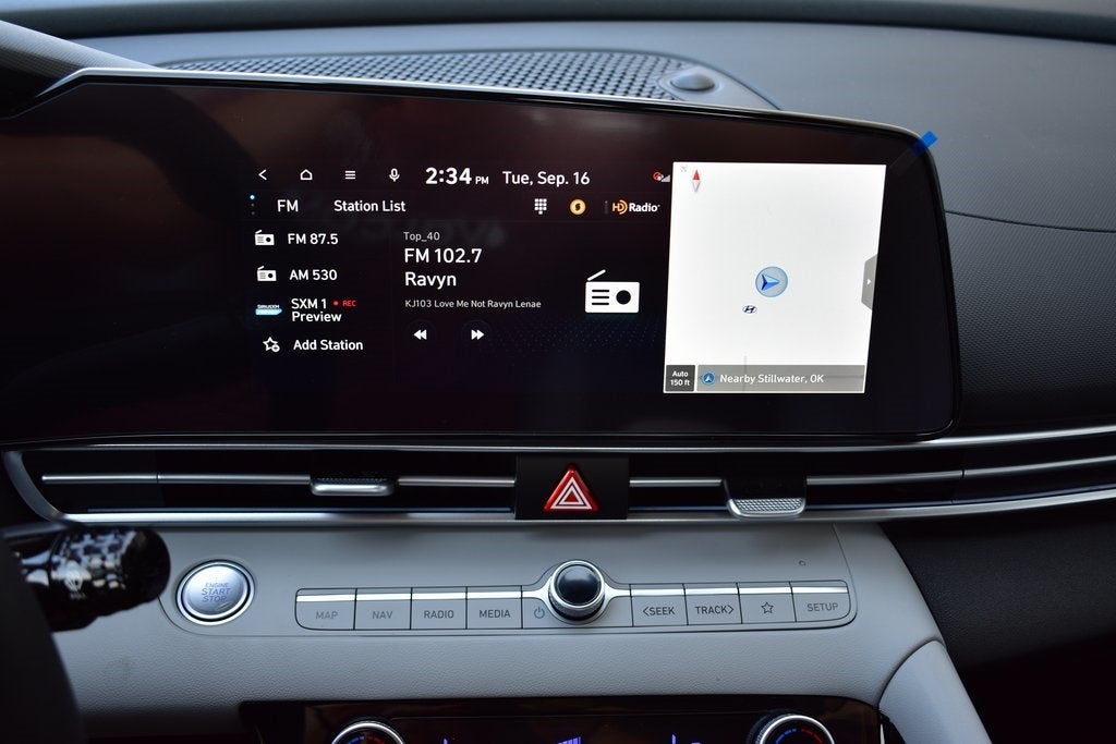 2025 Hyundai Elantra Hybrid Limited