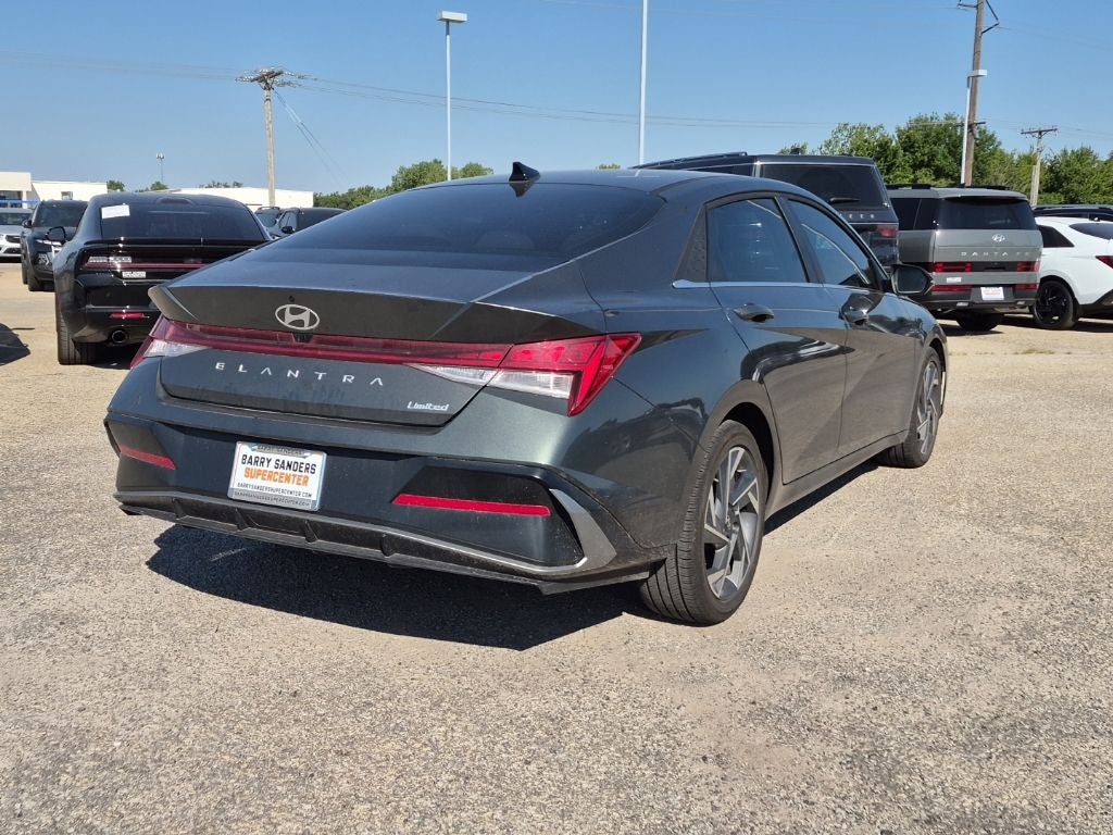 2025 Hyundai Elantra Limited