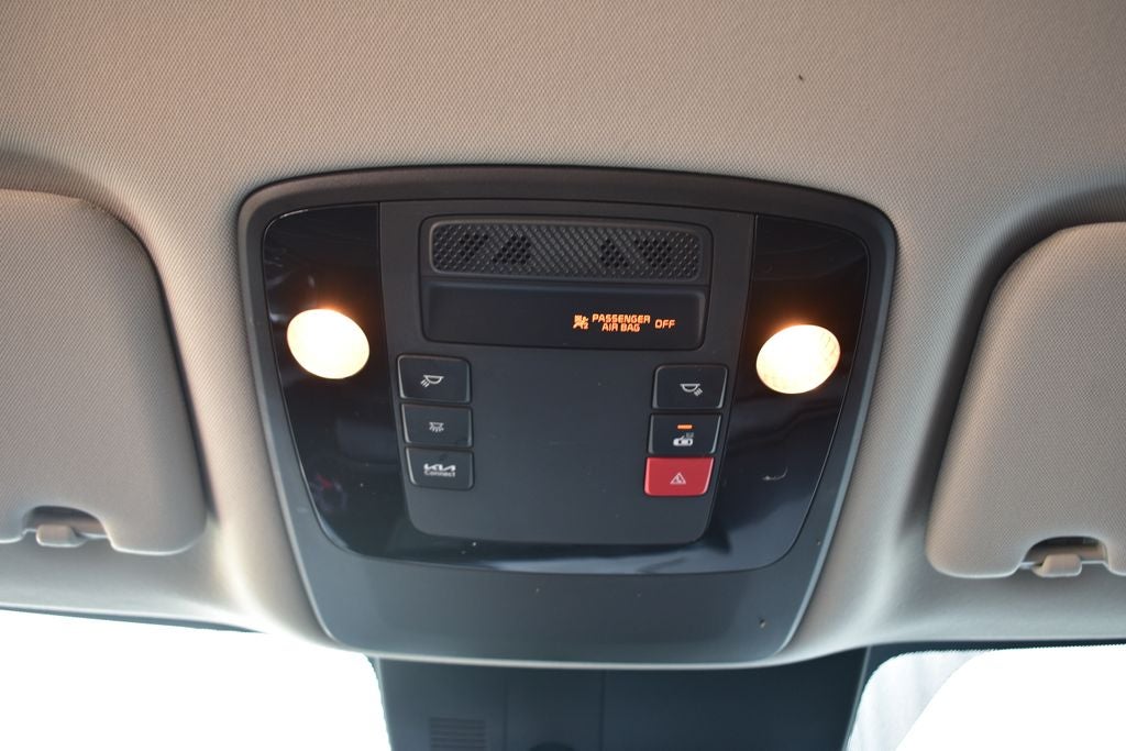 2024 Kia Carnival EX