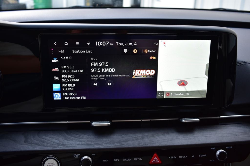 2024 Kia Carnival EX