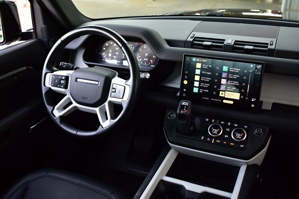 2025 Land Rover Defender 110 S AWD