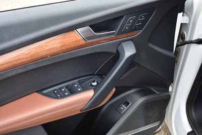 2023 Audi Q5 45 S line Premium quattro