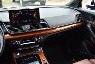 2023 Audi Q5 45 S line Premium quattro