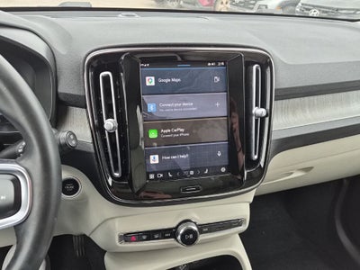 2023 Volvo XC40 B5 Plus Dark Theme AWD