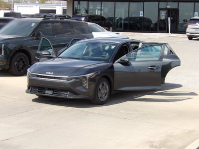 2026 Kia K4 LX