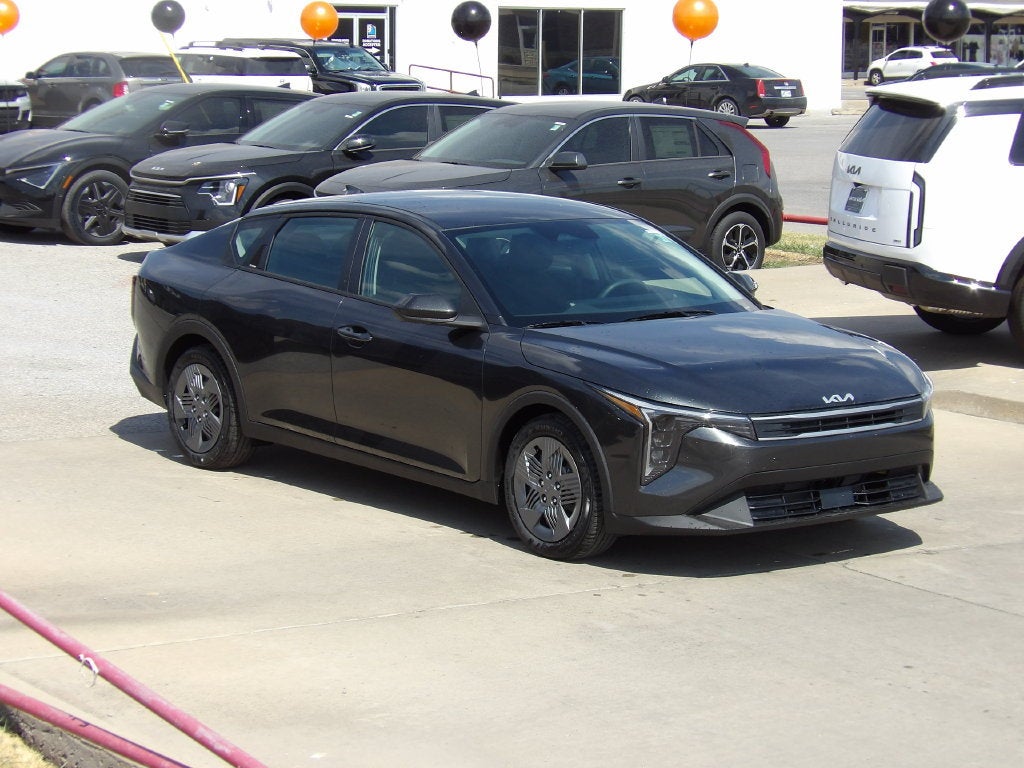 2026 Kia K4 LX