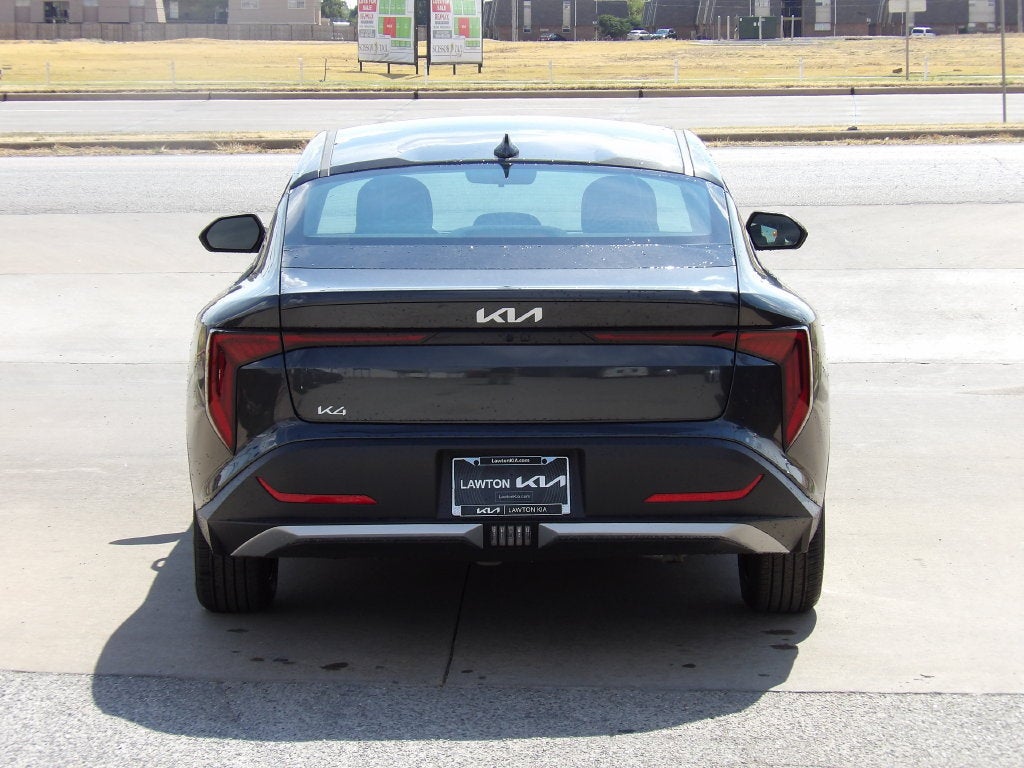 2026 Kia K4 LX
