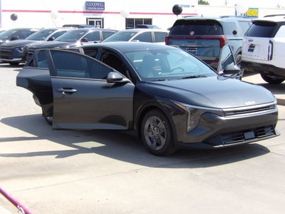 2026 Kia K4 LX