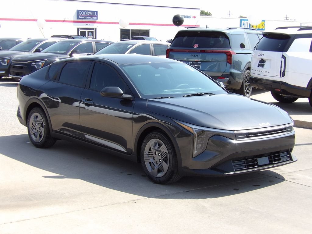 2026 Kia K4 LX