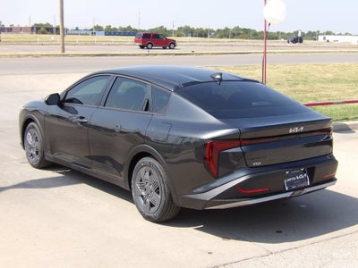 2026 Kia K4 LX
