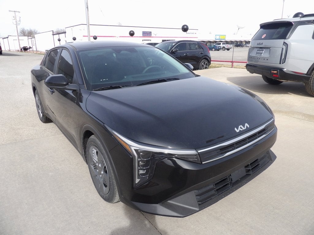 2026 Kia K4 LX