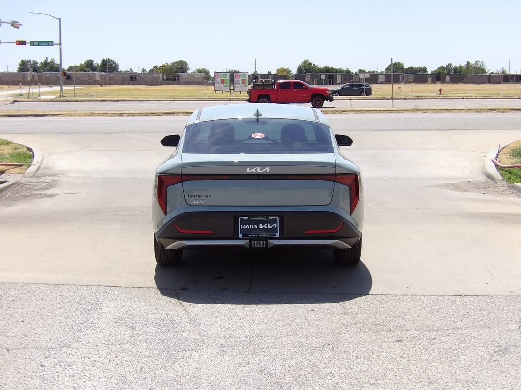 2026 Kia K4 LXS