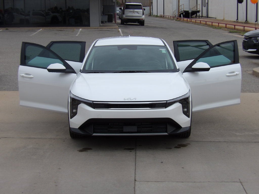 2026 Kia K4 LX