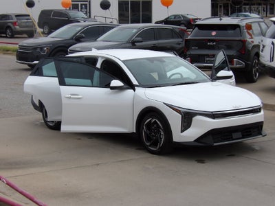 2026 Kia K4 LX