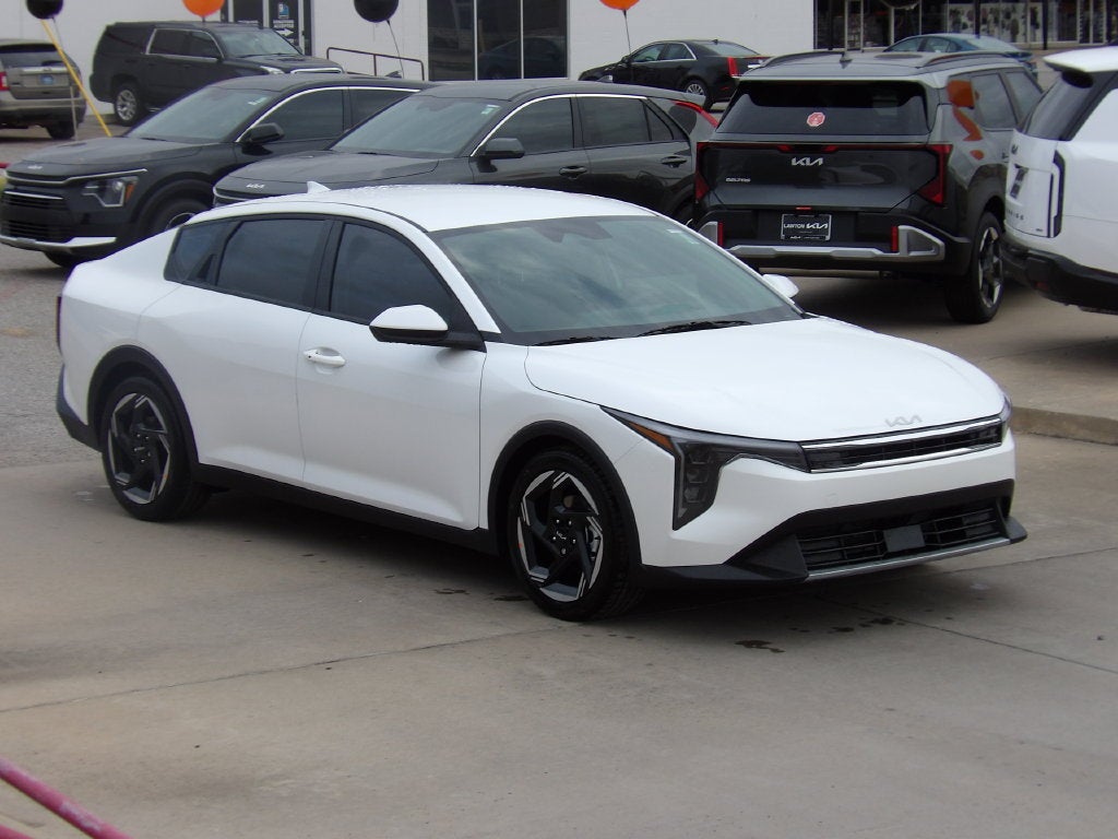 2026 Kia K4 LX