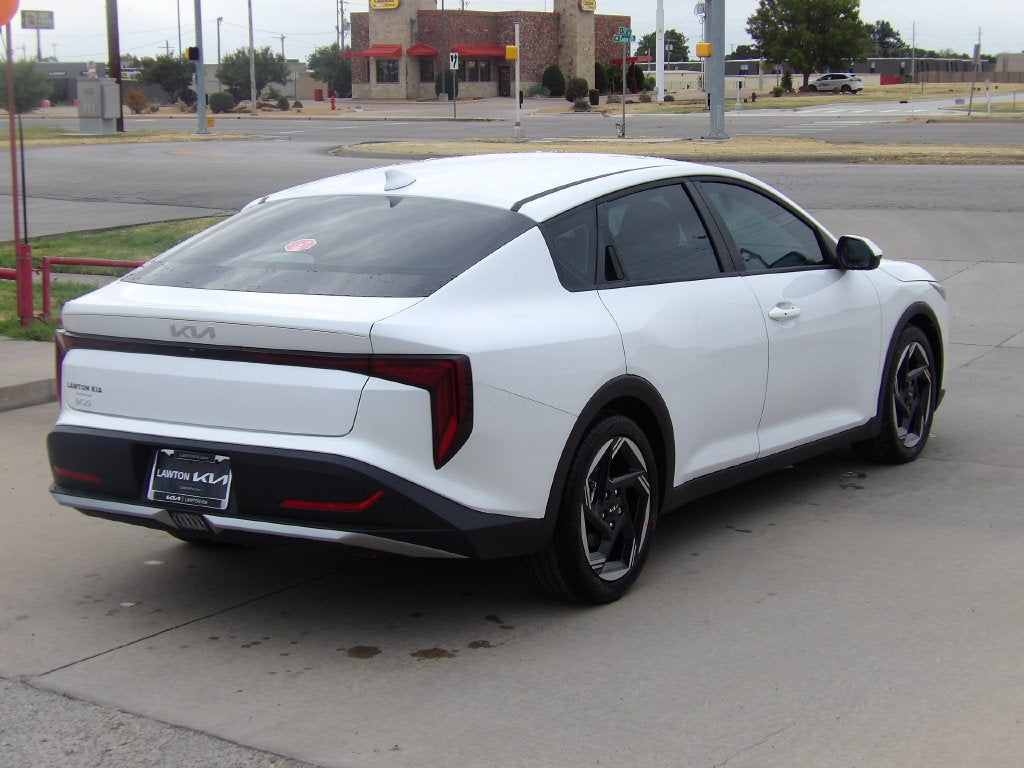 2026 Kia K4 LX
