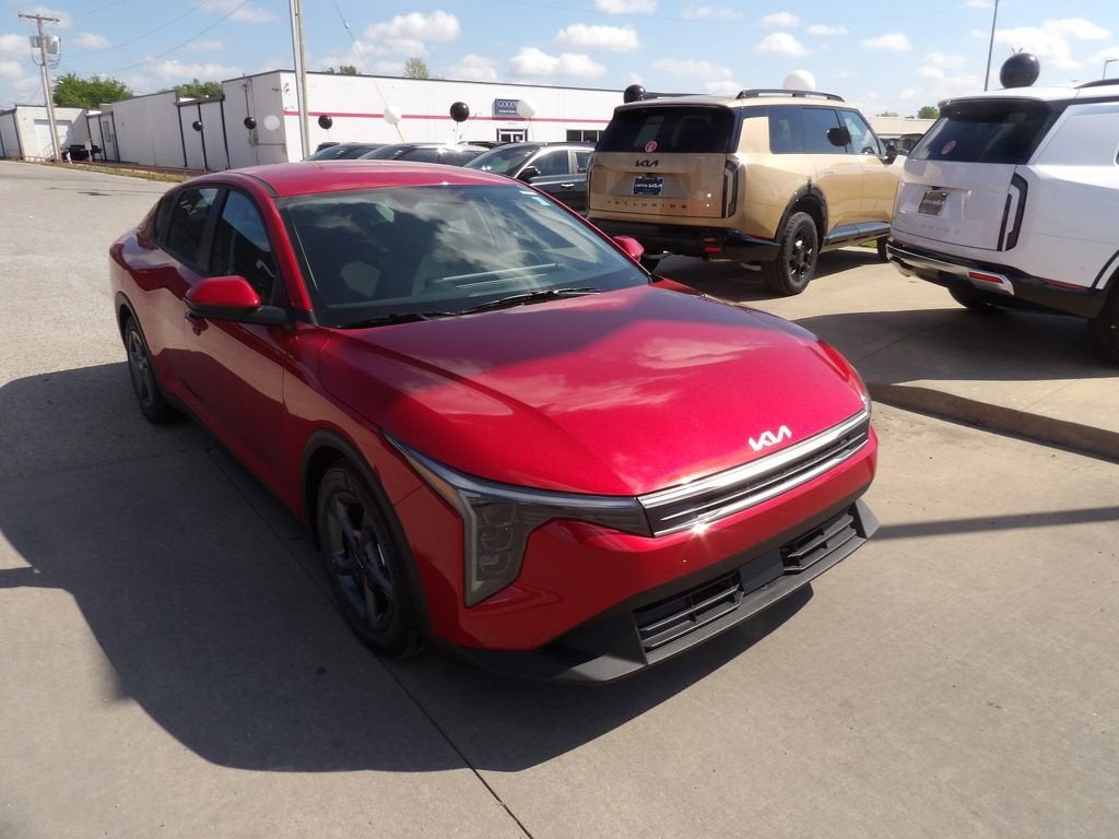 2026 Kia K4 LXS