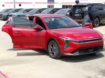 2026 Kia K4 LXS