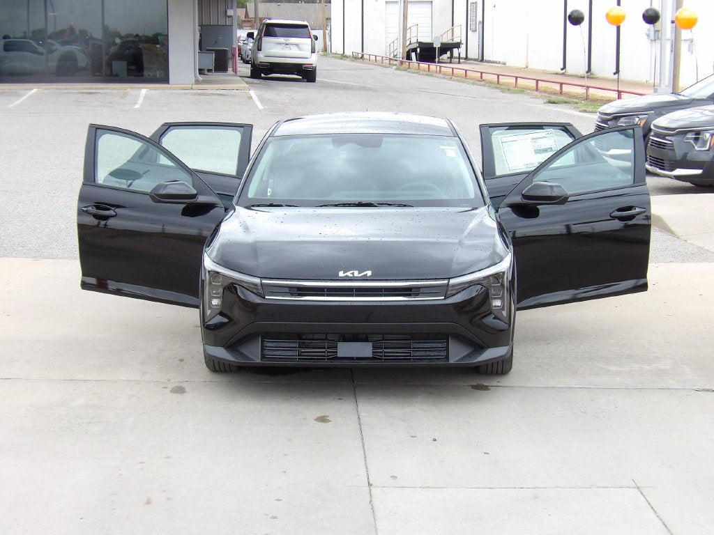 2026 Kia K4 LX