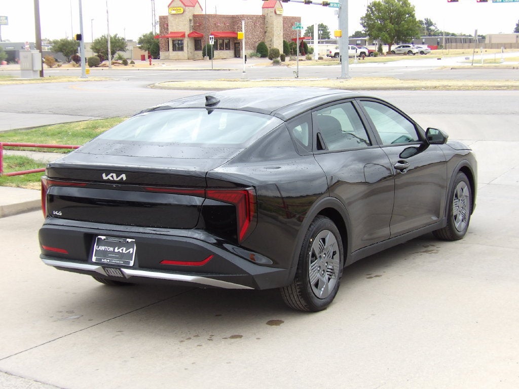 2026 Kia K4 LX