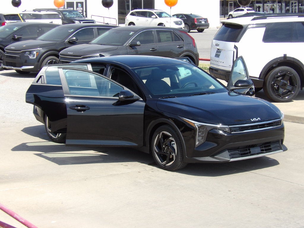 2026 Kia K4 EX